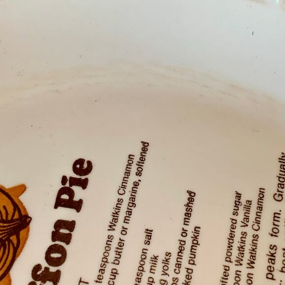 Watkins Stoneware Pumpkin Chiffon Recipe Deep Pie Plate 11" Recipe Vtg 1981 - Picture 4 of 12